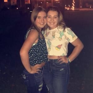 Meet your Posher, Leslie